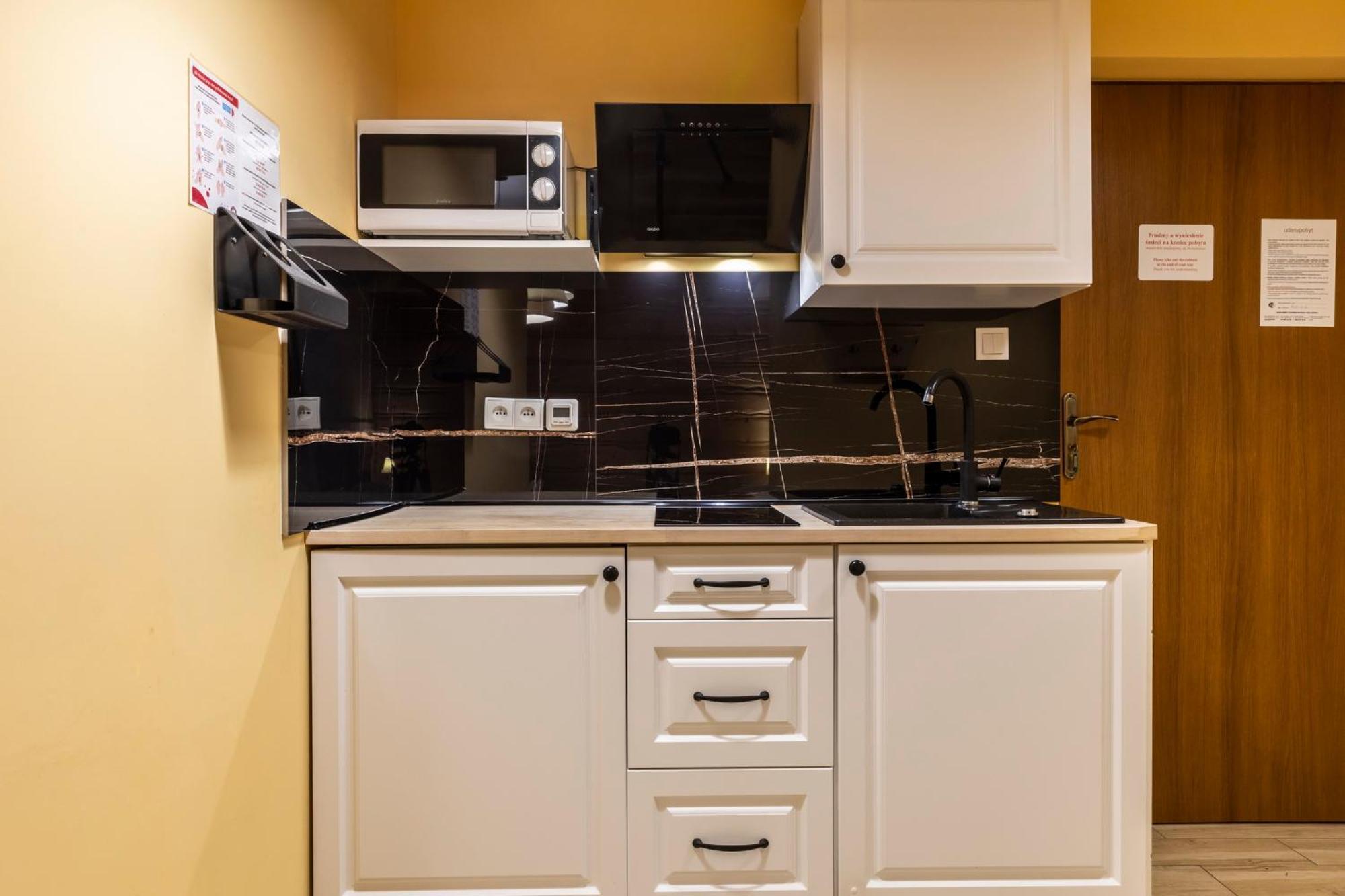 Udanypobyt Apartamenty Przy Dolinach A I B Koscielisko Ngoại thất bức ảnh